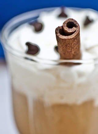 cinnamon-sticks-coffee-cup-of-coffee-specialty-coffee-1191162